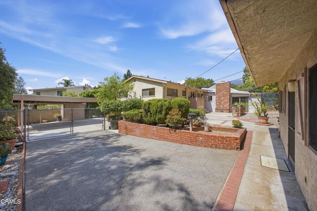 1634 Orange Tree Lane, La Canada Flintridge, CA 91011