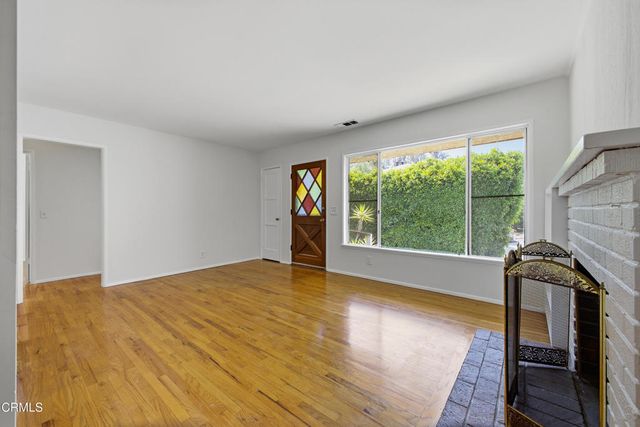 1634 Orange Tree Lane, La Canada Flintridge, CA 91011