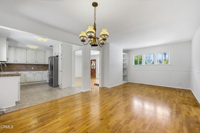 1634 Orange Tree Lane, La Canada Flintridge, CA 91011