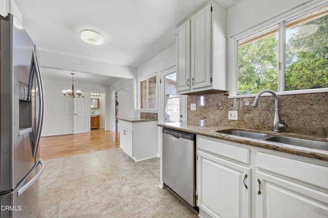 1634 Orange Tree Lane, La Canada Flintridge, CA 91011