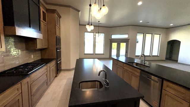 8109 NW 146th Street, Oklahoma City, OK 73142