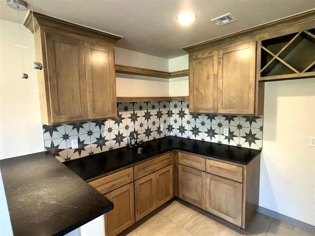 8109 NW 146th Street, Oklahoma City, OK 73142