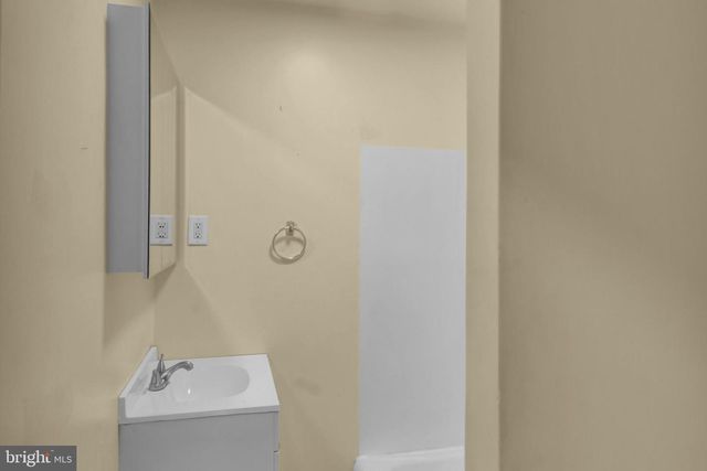 739 LINCOLN ST, Reading, PA 19601