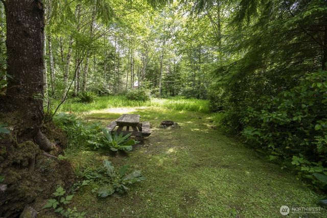 20860 Hoko-Ozette Rd, Clallam Bay, WA 98326