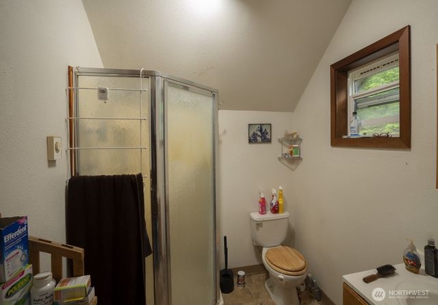 20860 Hoko-Ozette Rd, Clallam Bay, WA 98326