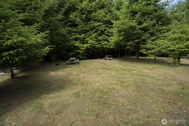 20860 Hoko-Ozette Rd, Clallam Bay, WA 98326