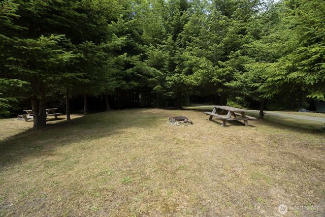 20860 Hoko-Ozette Rd, Clallam Bay, WA 98326