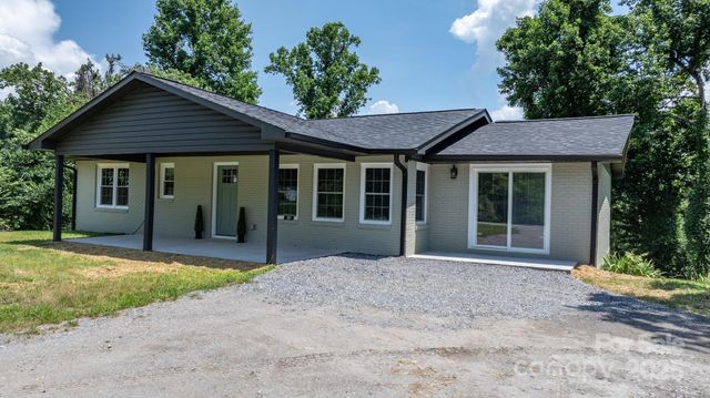 191 Harmony Grove Road, Nebo, NC 28761