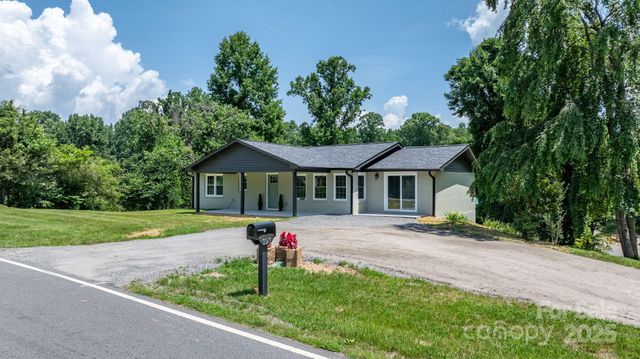 191 Harmony Grove Road, Nebo, NC 28761