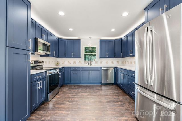 191 Harmony Grove Road, Nebo, NC 28761