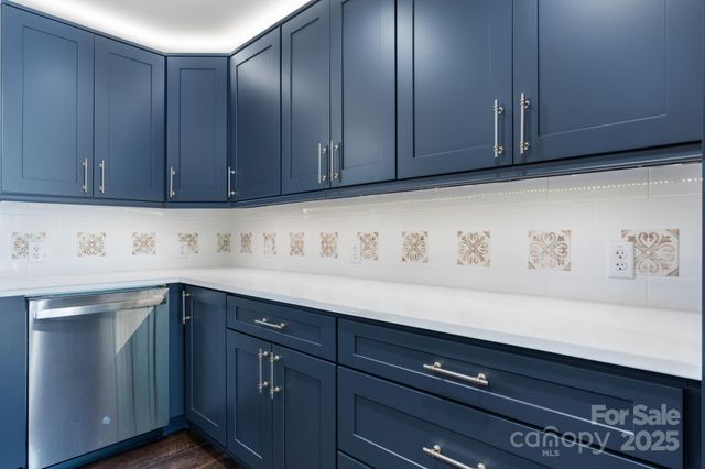 191 Harmony Grove Road, Nebo, NC 28761
