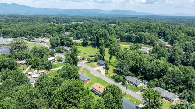 191 Harmony Grove Road, Nebo, NC 28761