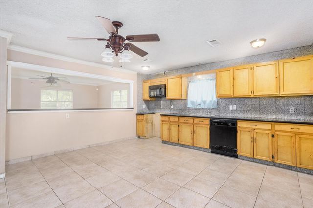 16900 Wellborne Road, Pearland, TX 77584