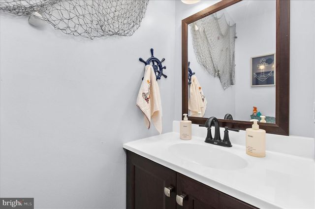 458 LOGAN DR, Westminster, MD 21157