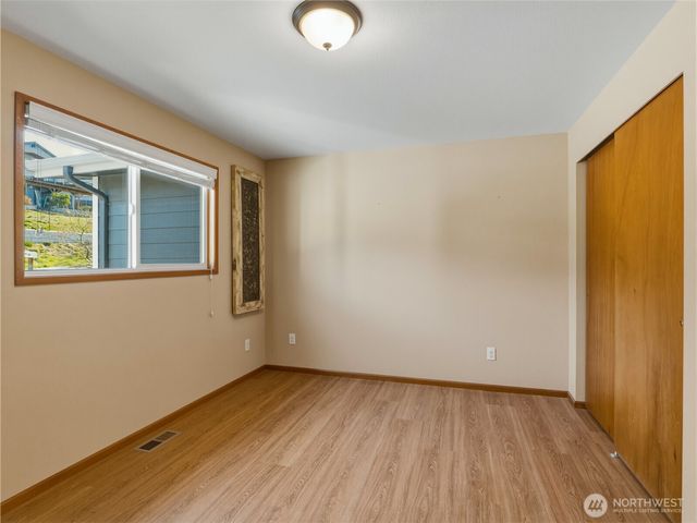 704 Flintstone Drive, Camano Island, WA 98282