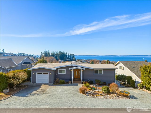 704 Flintstone Drive, Camano Island, WA 98282