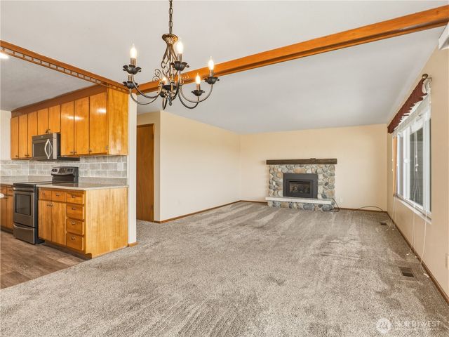 704 Flintstone Drive, Camano Island, WA 98282