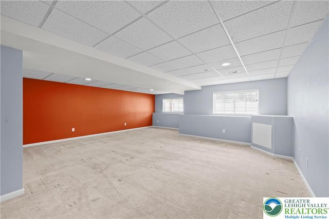 334 Redclover Lane, Upper Macungie Twp, PA 18104