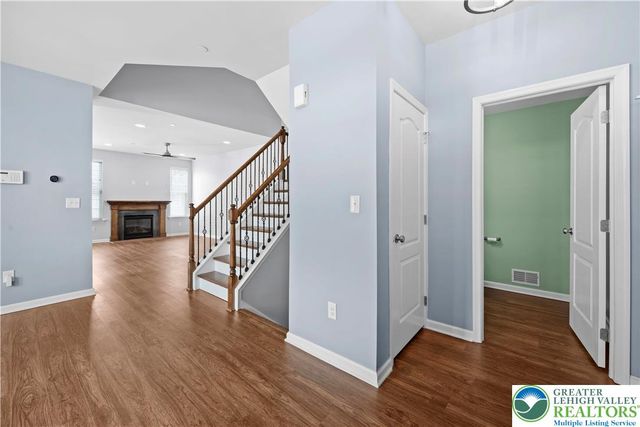 334 Redclover Lane, Upper Macungie Twp, PA 18104