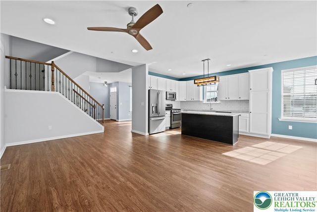 334 Redclover Lane, Upper Macungie Twp, PA 18104