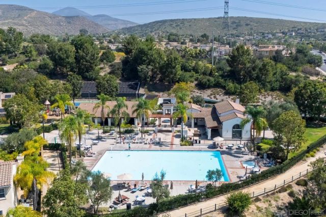 339 Caminito Barcelona, Chula Vista, CA 91914