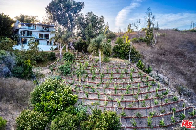 28907 Wight Road, Malibu, CA 90265