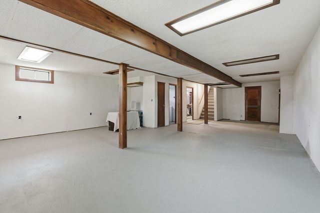 25 Paulson Dr, West Springfield, MA 01089