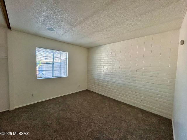 3725 S Calle Polar, Tucson, AZ 85730