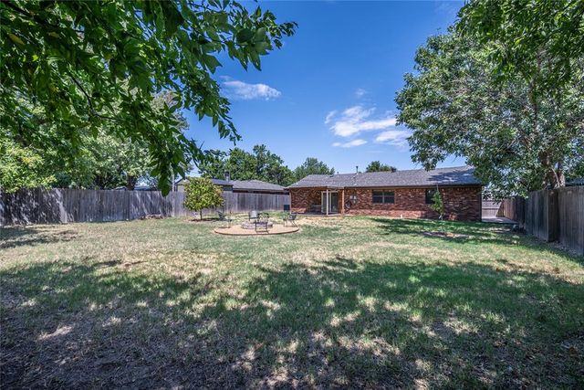 110 Utah Avenue, Yukon, OK 73099