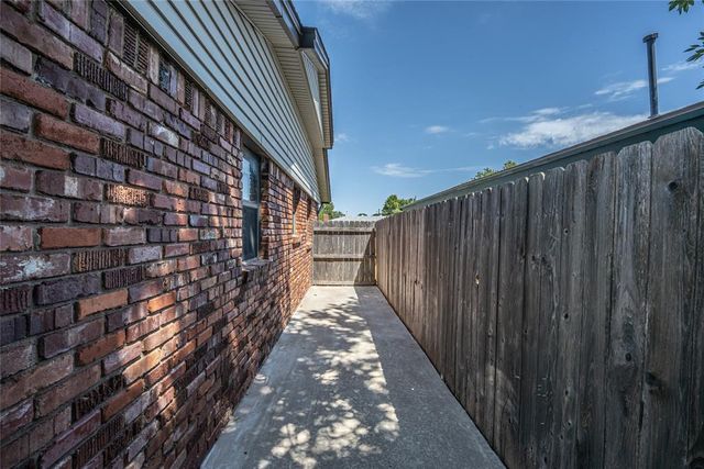 110 Utah Avenue, Yukon, OK 73099