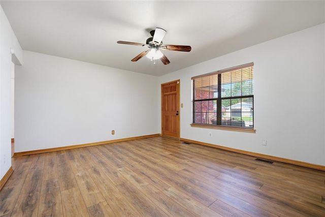 110 Utah Avenue, Yukon, OK 73099