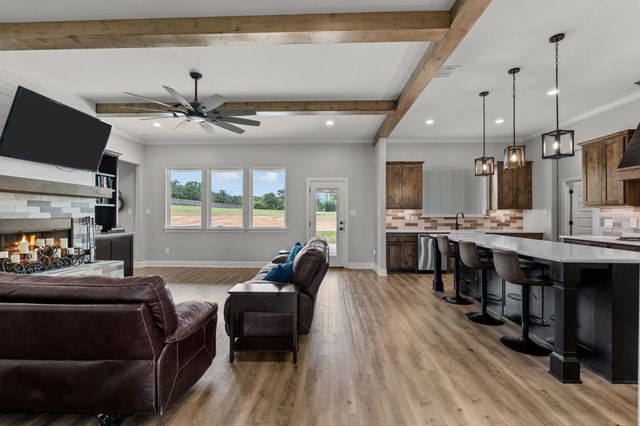 204 Zebrastone Way, Poolville, TX 76487