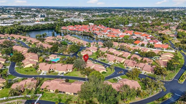 5365 Governors DR, Fort Myers, FL 33907