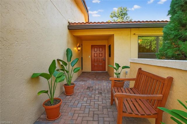 5365 Governors DR, Fort Myers, FL 33907