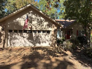 25 Almendra Lane, Hot Springs Village, AR 71909