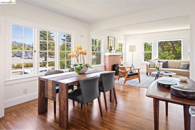 1385 Francisco St, Berkeley, CA 94702
