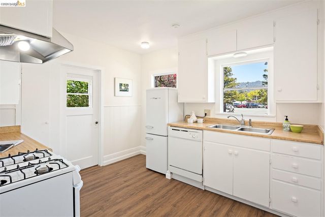 1385 Francisco St, Berkeley, CA 94702