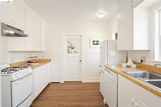 1385 Francisco St, Berkeley, CA 94702