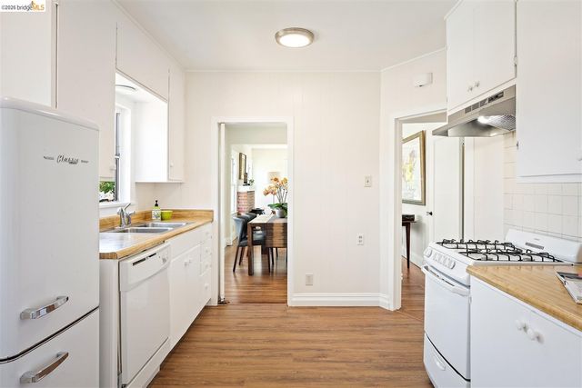 1385 Francisco St, Berkeley, CA 94702
