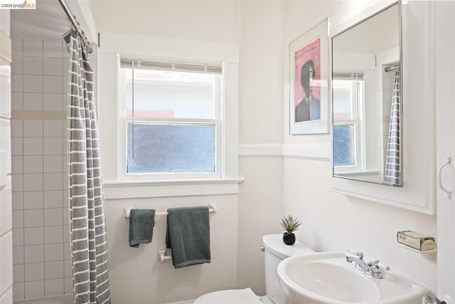 1385 Francisco St, Berkeley, CA 94702