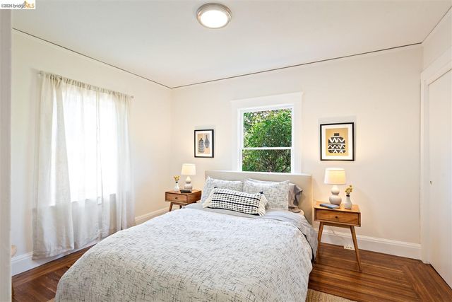 1385 Francisco St, Berkeley, CA 94702