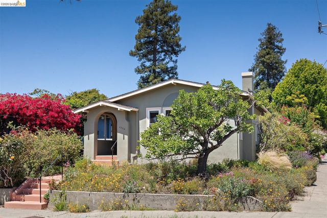 1385 Francisco St, Berkeley, CA 94702