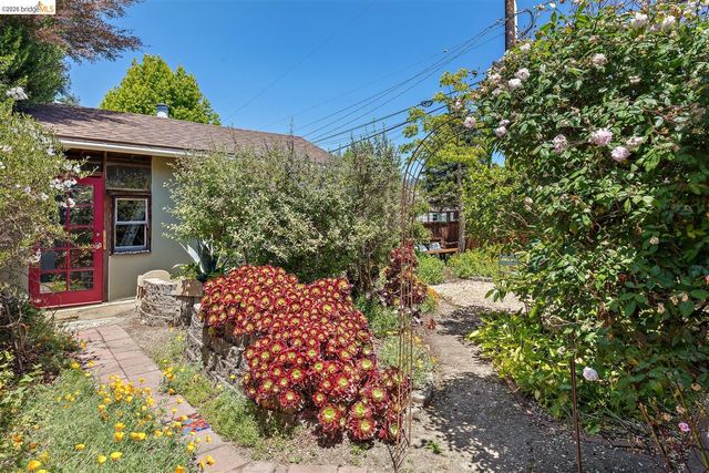 1385 Francisco St, Berkeley, CA 94702