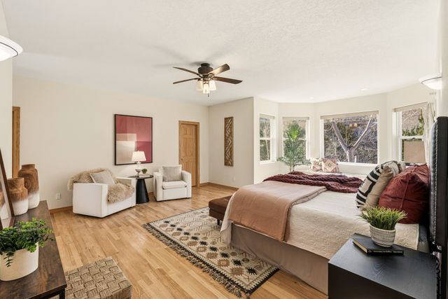 5705 Quemazon, Los Alamos, NM 87544