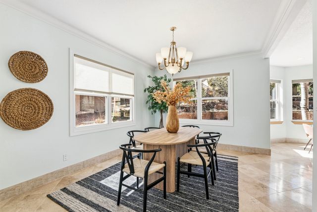 5705 Quemazon, Los Alamos, NM 87544