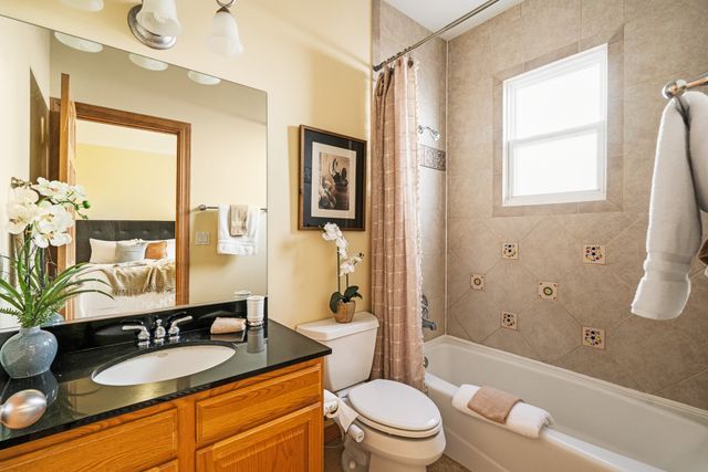 5705 Quemazon, Los Alamos, NM 87544