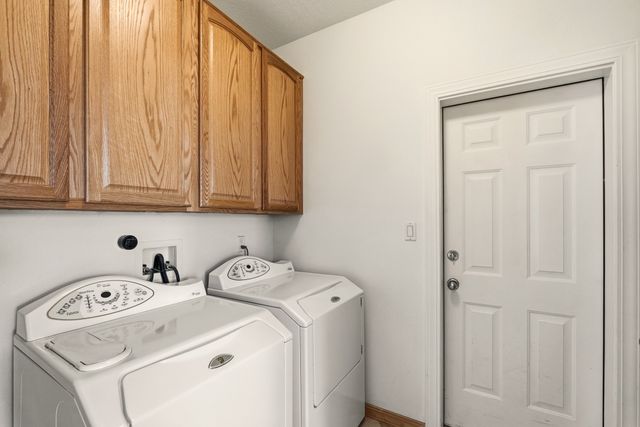 5705 Quemazon, Los Alamos, NM 87544