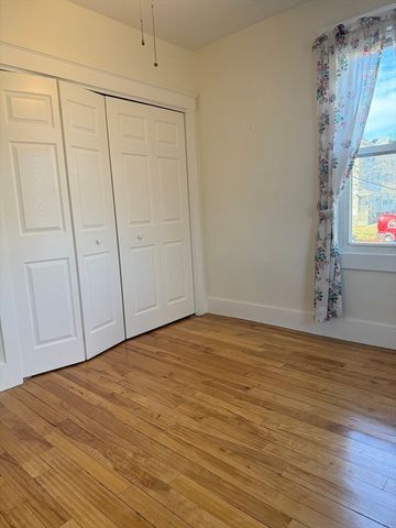 97 Courtland St 2, Worcester, MA 01602