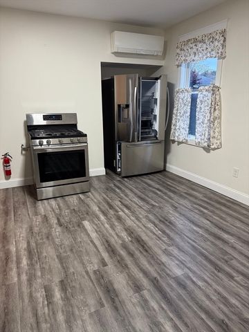 97 Courtland St 2, Worcester, MA 01602