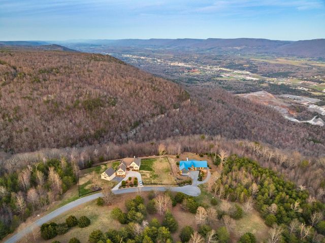 181 Sky High Trail, Dunlap, TN 37327